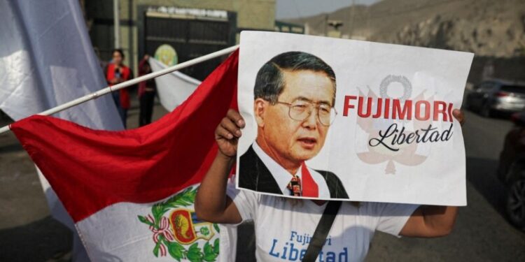 Tribunal peruano ordena liberación inmediata del expresidente Fujimori