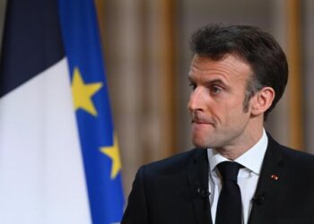 Macron quiere coordinar con Jordania la atención de niños gazatíes con cáncer en Francia