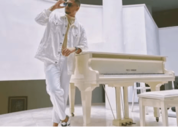 Cantante brasileño murió tras desplomarse en el escenario durante un concierto (Video sensible)