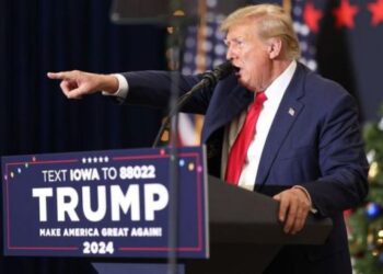 Qué es la “sección 3” de la enmienda 14 en la Constitución de EEUU que podría sacar a Trump de la carrera presidencial