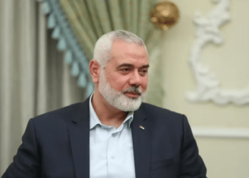 El jefe del grupo de terroristas Hamás llegó a Egipto para abordar una posible tregua