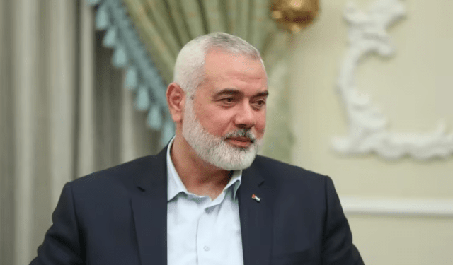 El jefe del grupo de terroristas Hamás llegó a Egipto para abordar una posible tregua