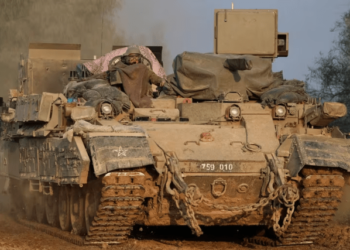 Israel mantiene los combates contra Hamás en Gaza, mientras Egipto continúa negociando su plan de paz