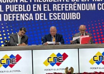 Abogado Francisco Humbría: CNE miente con cifras del referendo