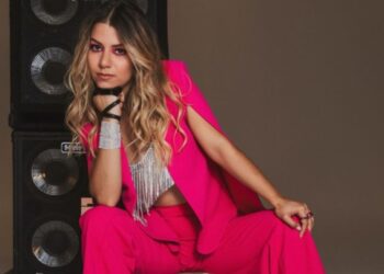 La nostalgia toma protagonismo con “Luces de Navidad”, el más reciente estreno de Cori Adrianza