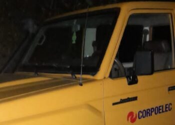 ¿Se darán abasto? Corpoelec habilita contacto para recibir denuncias por fallas en el servicio eléctrico
