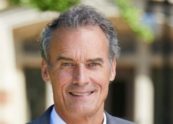 Escándalo por videos pornográficos de rector de la Universidad de Wisconsin