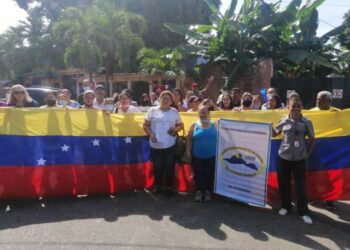 El chavismo le tiene el “ojo montado” a los trabajadores públicos para que participen en el parapeto del Esequibo