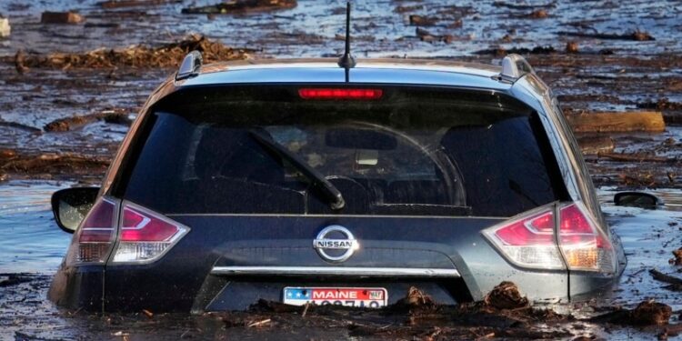 Poca nieve pero mucha lluvia para Navidad en EEUU