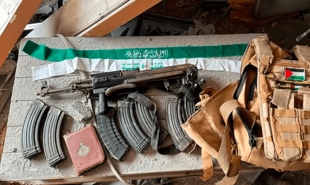 El Ejército de Israel desmanteló células terroristas de Hamas en Shejaiya y Khan Younis y halló un depósito de armas