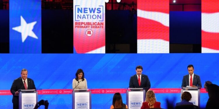 Pese a su ausencia en el cuarto debate republicano, el candidato Donald Trump continúa favorito