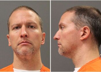 Revelaron que el expolicía Derek Chauvin sobrevivió a 22 puñaladas en total