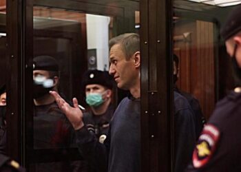 Navalni ha sido trasladado a otra cárcel, según sus colaboradores