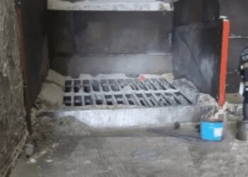 “Enterrado vivo”: trabajador murió aplastado por una enorme carga de arena en una fábrica