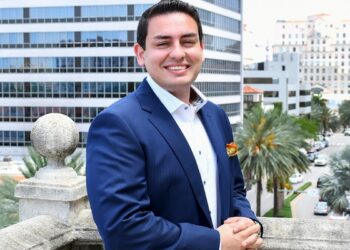 Cómo un ecuatoriano impulsa la maquinaria de propaganda del chavismo en Google