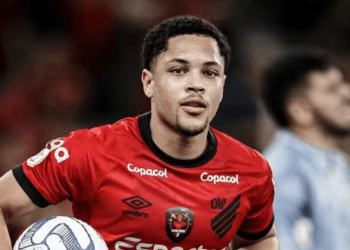 Vitor Roque feliz de integrarse al Barcelona y ser su próxima estrella