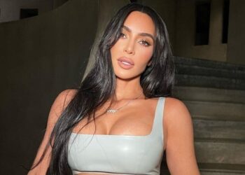 “La quinta rueda”: Kim Kardashian se prepara para protagonizar una serie de ficción