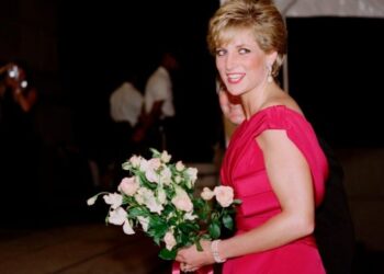 El vestido de Lady Di que se vendió por más de 1 millón de dólares