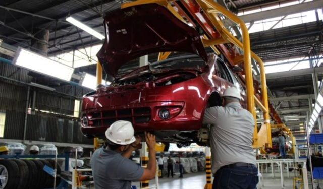 Una caída sin fondo: solo 57 vehículos se ensamblaron en Venezuela durante 11 meses