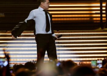 ¡Siuuu! Luis Miguel cierra concierto en México celebrando como Cristiano Ronaldo (VIDEO)