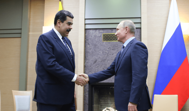 Tras canje entre EEUU y Venezuela, Maduro tuvo una llamada telefónica con Putin