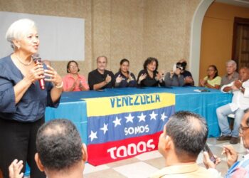 Gremios de educación en Bolívar se suman a la alianza en apoyo a María Corina Machado