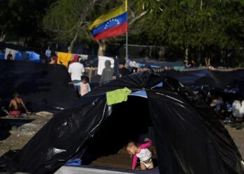 El Mundo: El drama de los más de ocho millones de venezolanos forzados a huir