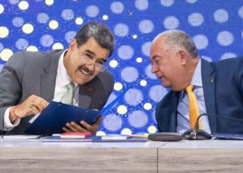 Las implicaciones del referendo que el régimen de Maduro ve “vinculante” y sus riesgos para Guyana