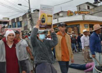 EN VIDEO: marcha y graves amenazas contra venezolanos en Ecuador