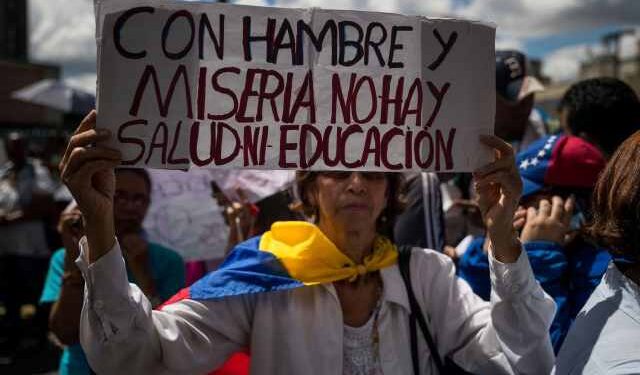 Los profesores universitarios conmemoran su día en Venezuela sin “nada que celebrar”