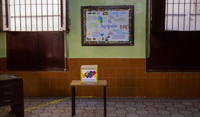 El Mundo: Descalabro para Nicolás Maduro en su referéndum patriótico