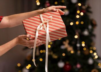 Una familia hizo insólitos regalos de navidad con cosas robadas de la casa de su abuela