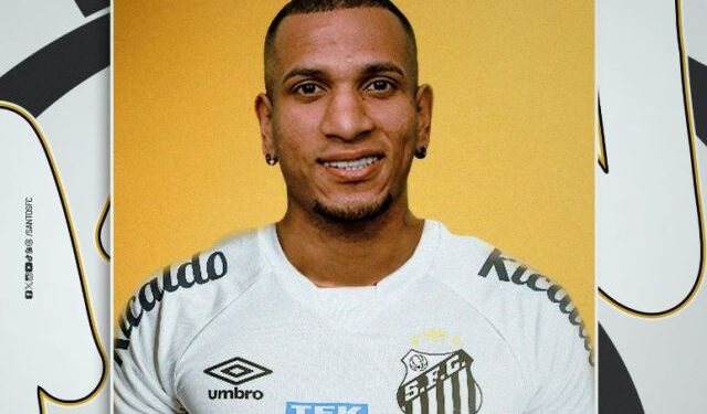 Venezolano Rómulo Otero retornará al fútbol brasileño para defender al Santos en 2024