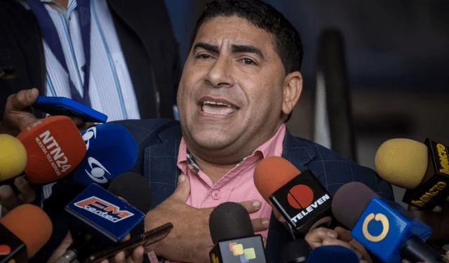 El “alacrán” Luis Ratti aseguró que pronto habrá una “nueva directiva” de Vente Venezuela