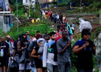 El clan de Golfo utiliza a los migrantes que pasan por el Darién como mulas para trasladar droga