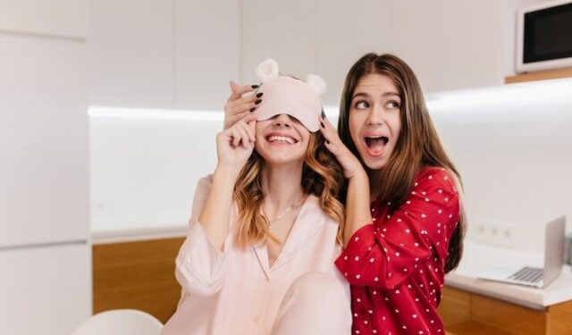 VIDEO: Mujer se quedó sin trabajo pero su hija le cumplió un sueño y tuvo una emocionante reacción que es VIRAL