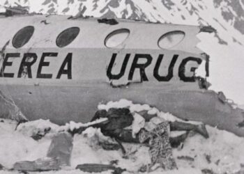 “Hoy empezamos a cortar a los muertos para comerlos”: las cartas de la tragedia de Los Andes