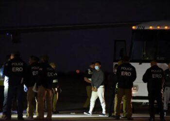 EEUU incrementa las deportaciones a Venezuela y Centroamérica