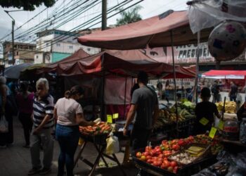 Inseguridad alimentaria severa creció en 2023 y afecta a casi la mitad de los venezolanos