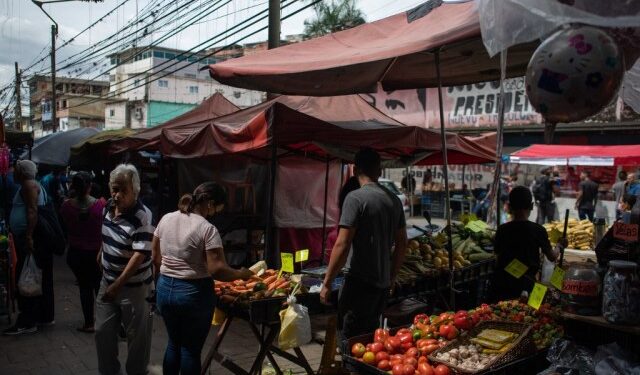 Inseguridad alimentaria severa creció en 2023 y afecta a casi la mitad de los venezolanos