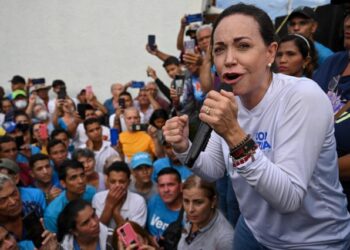María Corina Machado respaldó la protesta de los jubilados y pensionados este #9Ene