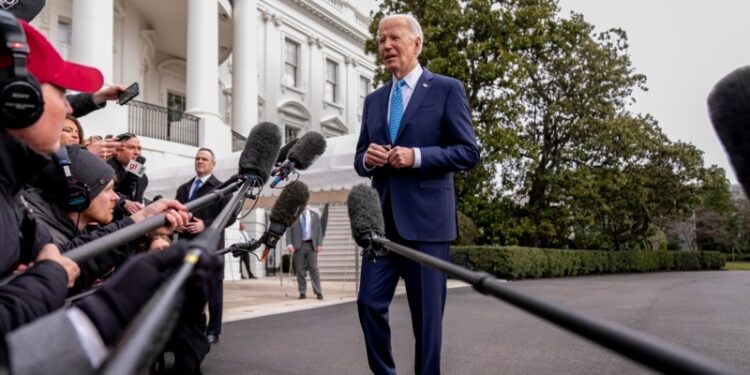 Biden asegura que ya tiene decidida la respuesta a Irán tras ataque en Jordania