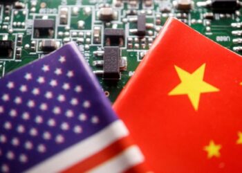 Legisladores presionan para limitar la inversión estadounidense en tecnología china