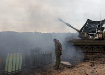 Se evitó ataque de Israel contra Hizbulá a inicios de la guerra, revela funcionario israelí