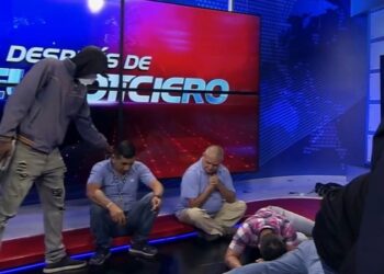 Ecuador: La fiscalía procesará por terrorismo a los 13 arrestados por asalto armado a canal de televisión
