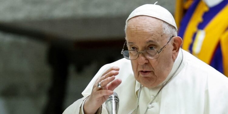 El Papa Francisco pidió nuevamente respetar a los pueblos en guerra y escuchar lo que denominó «un grito de paz»