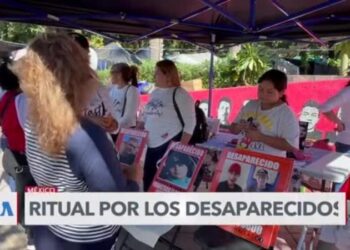 Madres de desaparecidos celebran ritual de búsqueda en Sinaloa