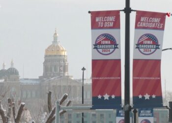 Trump llega con amplia ventaja a primarias de Iowa