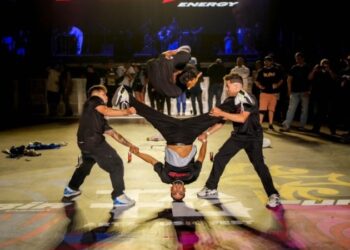 El atleta de breaking que viaja durante dos horas a Caracas para mostrar su arte