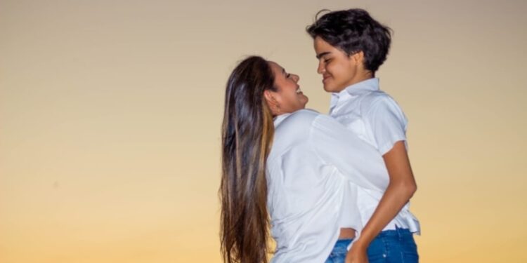 La madre venezolana que presenta en las redes sociales el alzheimer infantil de su hijo 